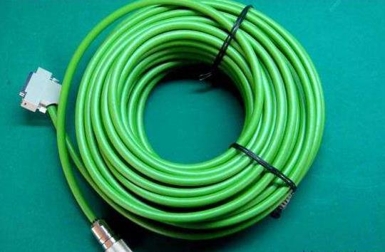 耐彎曲伺服電纜介紹圖 耐彎曲伺服電纜介紹圖