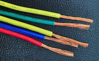 1560419100.jpg 光伏電纜配圖2.jpg